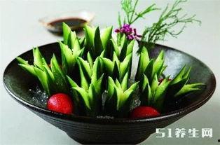 酱小乳瓜怎么吃,家常美味，多样吃法探索