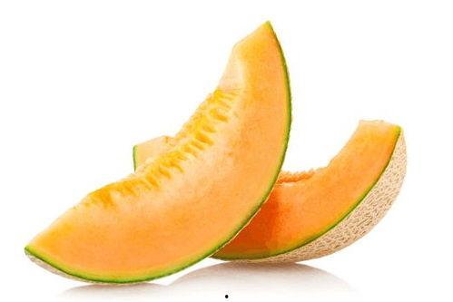 吃哈密瓜和红牛,夏日解暑新搭配